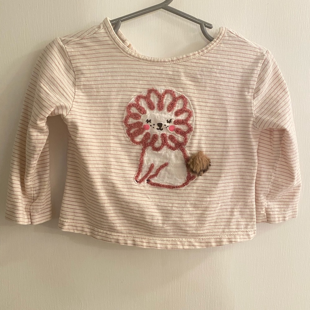 Zara long sleeve lion tee